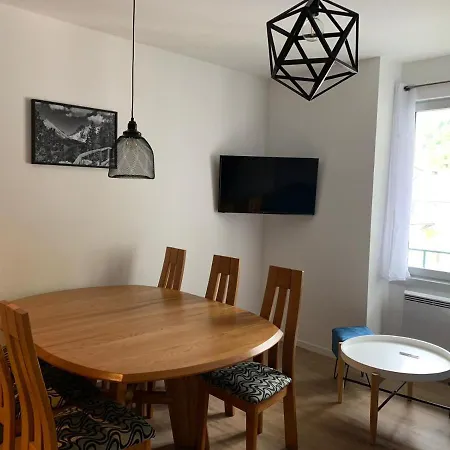 Renove & Calme - Centre-ville 4 A 6 Pers - 2eme Etage Cuisine Equipee- Linge Et Menage En Option * Cauterets