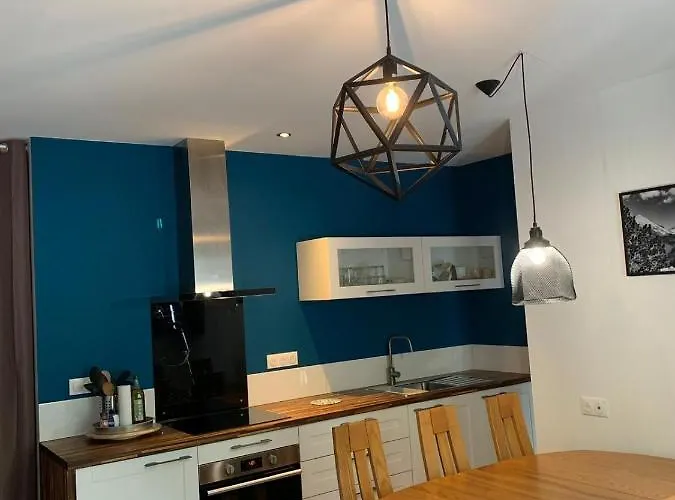 Renove & Calme - Centre-ville 4 A 6 Pers - 2eme Etage Cuisine Equipee- Linge Et Menage En Option * Cauterets