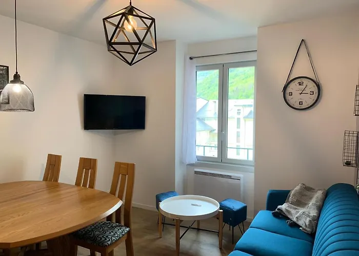 Renove & Calme - Centre-ville 4 A 6 Pers - 2eme Etage Cuisine Equipee- Linge Et Menage En Option